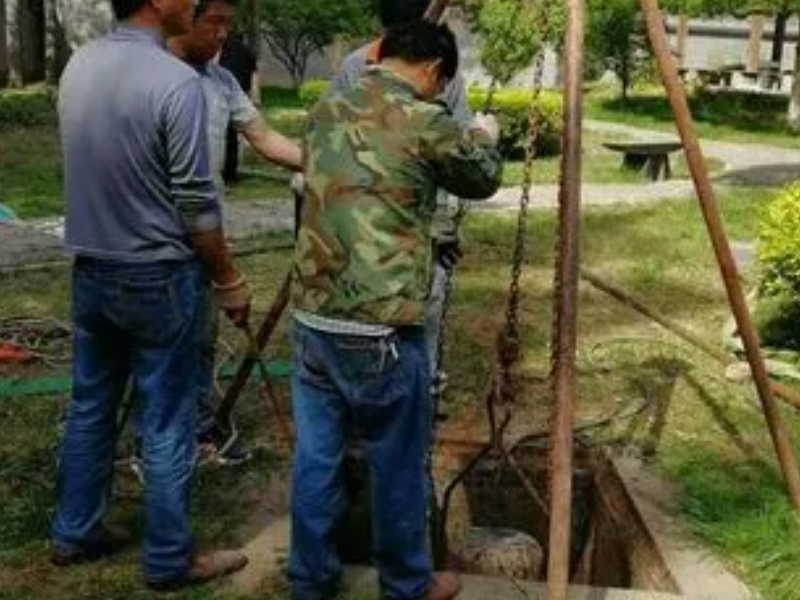 苏州太仓市浏河镇环卫真空吸污车清理清抽化粪池